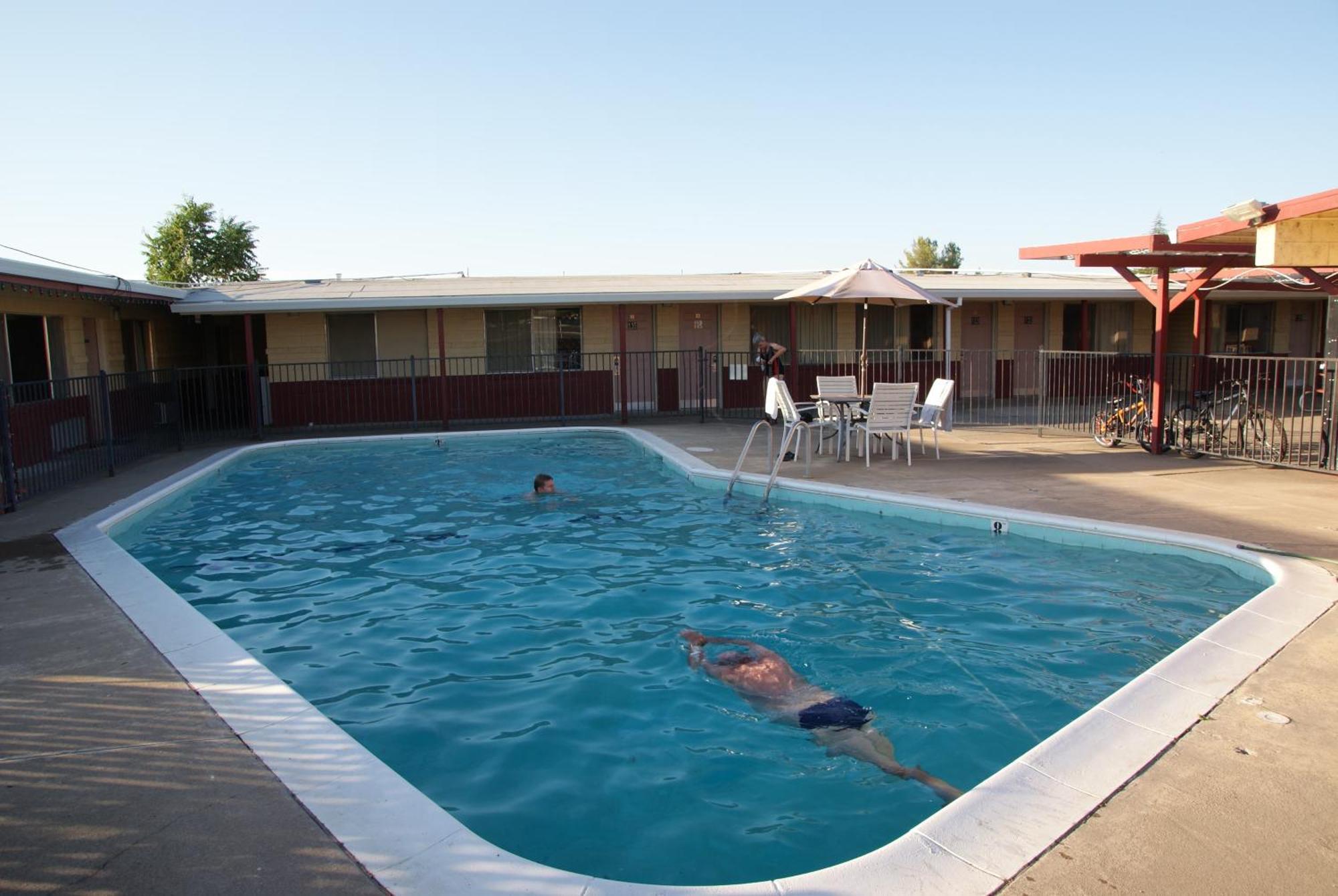 Gateway Inn Red Bluff Exterior foto
